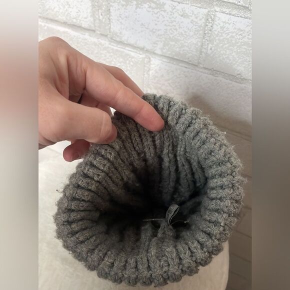 CC Exclusives Boutique Kids Solid Gray Double Pom CC Beanie - Picture 6 of 6